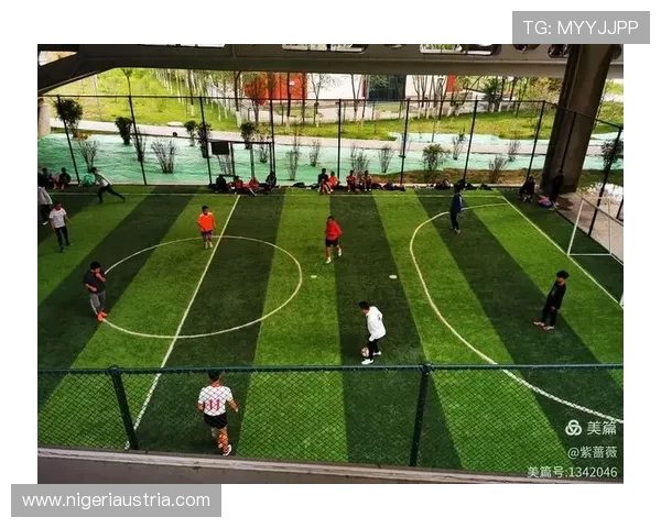 星空足球公园：享受星空下的激情足球体验